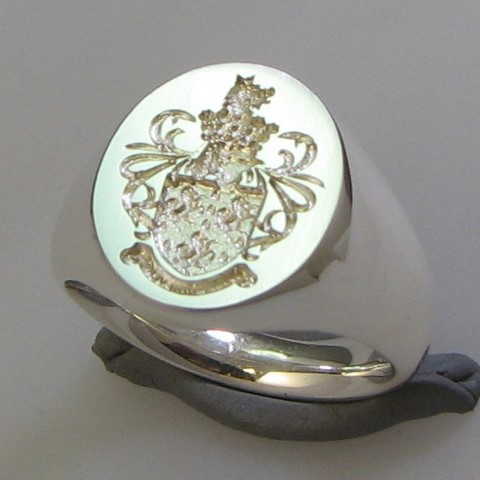 coat of arms seal style engraved signet ring